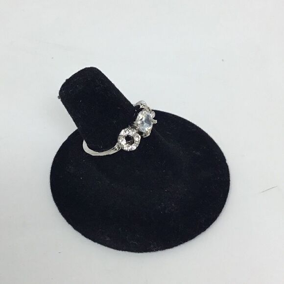 Brilliant Cut Cubic Zirconia Fashion Ring (H15) - Picture 3 of 5